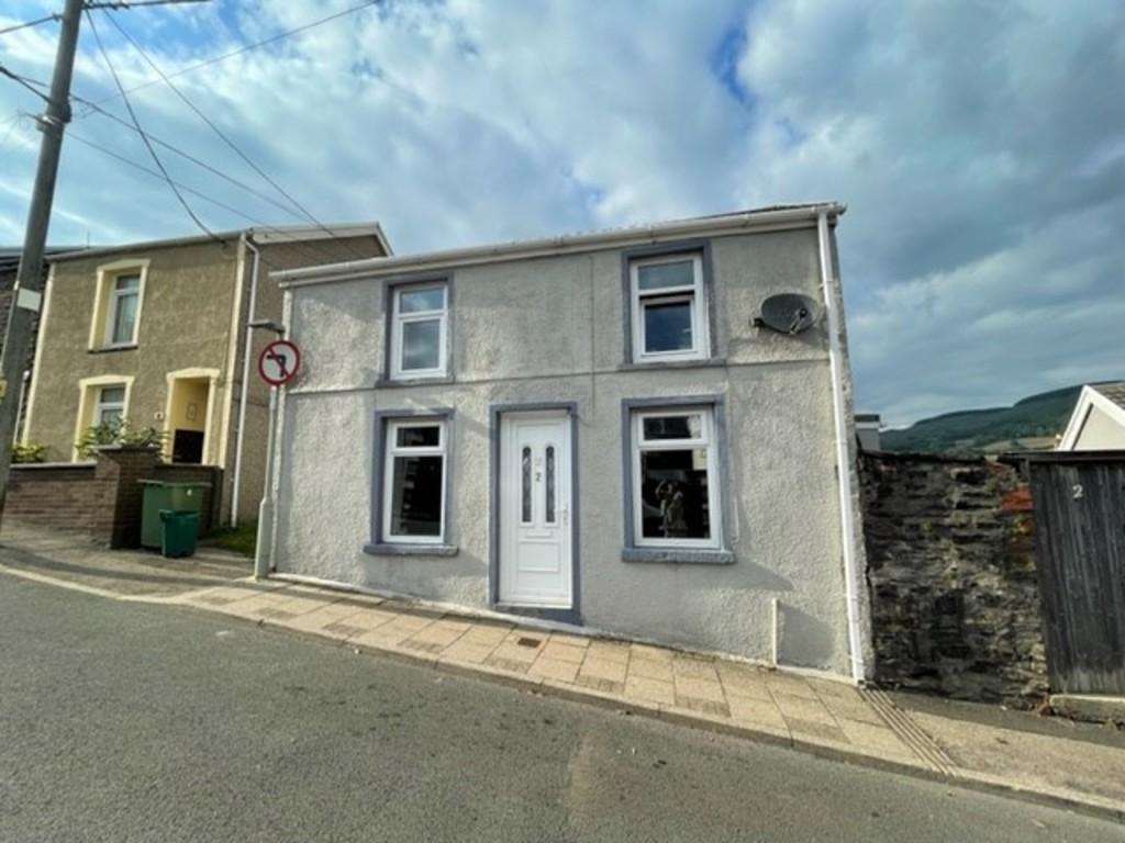 Rock Street, Mountain Ash 2 bed detached house £89,000