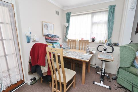 26 Erith Crescent, Romford, RM5 3JP