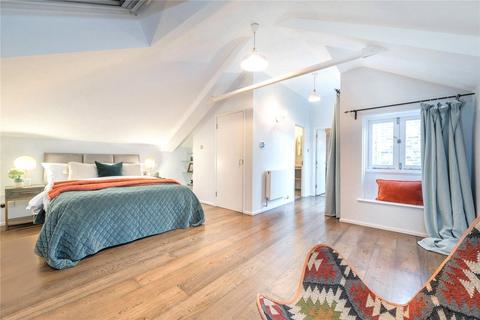 3 bedroom flat to rent, Brook Mews North, Lancaster Gate, London