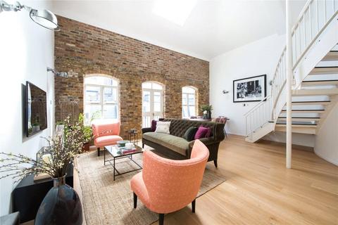 3 bedroom flat to rent, Brook Mews North, Lancaster Gate, London