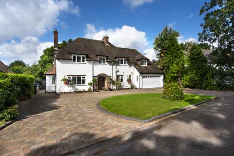 5 bedroom detached house for sale - Moor Hall Drive, Four Oaks