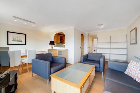 18 Falcon Way, London, E14 9UP
