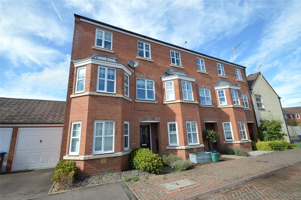 St Peters Way, Stratford Upon Avon, CV37 4 bed house £1,500 pcm (£346 pw)
