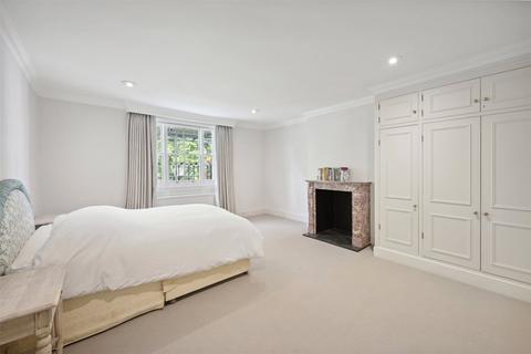 7 bedroom semi-detached house to rent - St Albans Grove, Kensington, W8