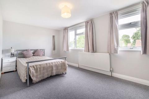 40 The Turnways, Leeds, LS6 3DU