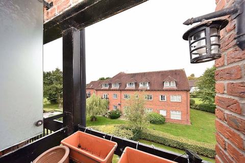 2 bedroom retirement property for sale - Faulkners Lane, Mobberley