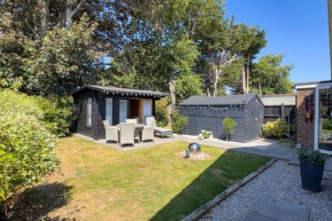 2 bedroom detached bungalow for sale, Walberton Close, Felpham