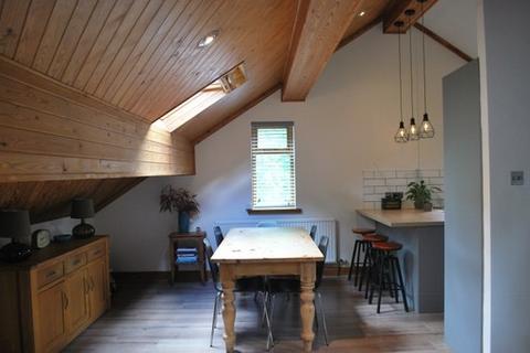 3 bedroom barn conversion to rent, Hinchliffe Barn, Cragg Vale, HX7 5TA