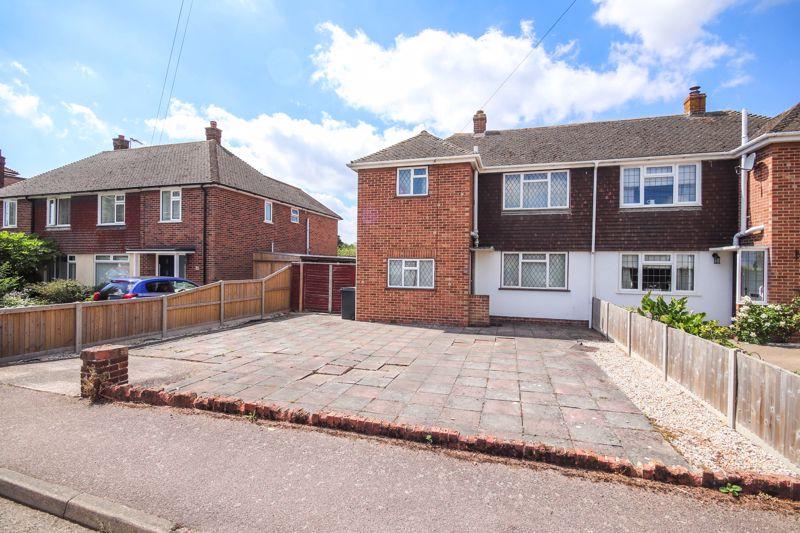 Johns Green, Sandwich 2 bed semidetached house £335,000