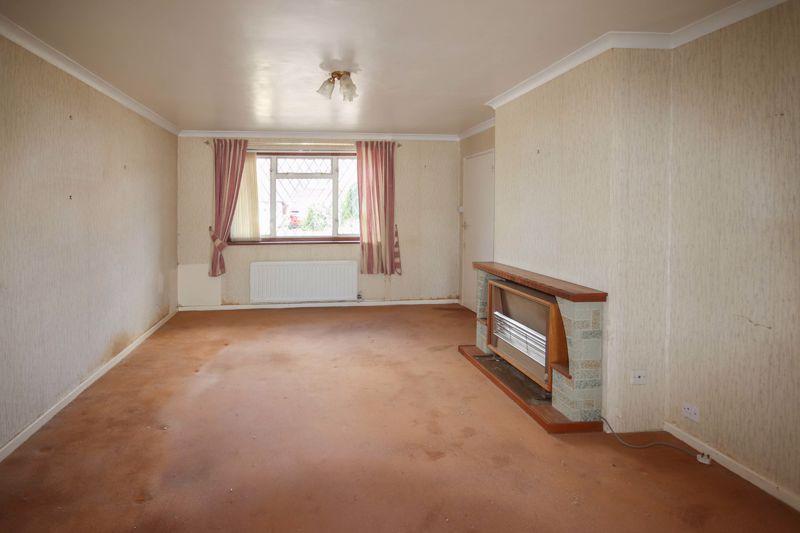 Johns Green, Sandwich 2 bed semidetached house £335,000