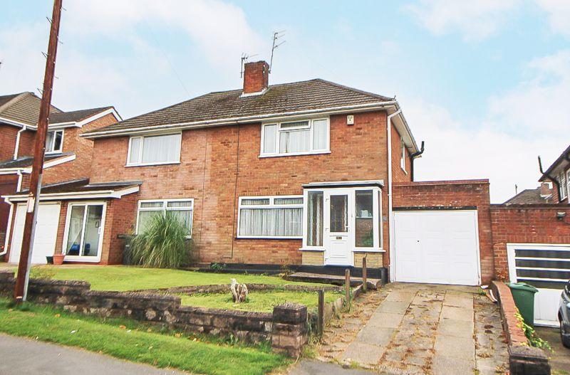 Brownswall Road, BROWNSWALL ESTATE, SEDGLEY, DY3 3NT 2 bed semi