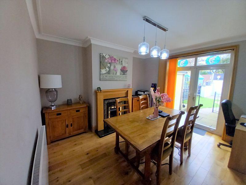 Garden Road, Brighouse 3 bed semidetached house £289,000