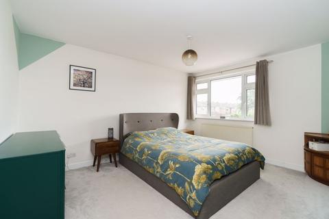 54 Fleetwood Close, Chalfont St Giles, HP8 4DR