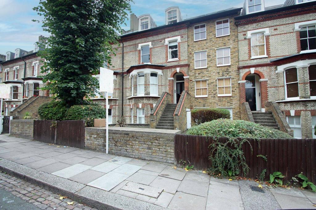 Boundaries Road, Balham, London, SW12 1 bed flat £2,000 pcm (£462 pw)