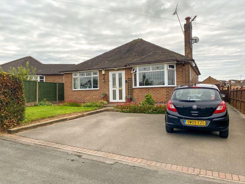 Oxhey Crescent, Biddulph, ST8 7EY 2 bed detached bungalow £240,000