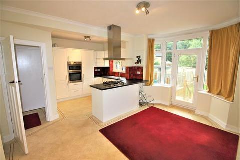 3 bedroom semi-detached house to rent - Clifton Crescent, Sheffield, Sheffield, S9 4BE