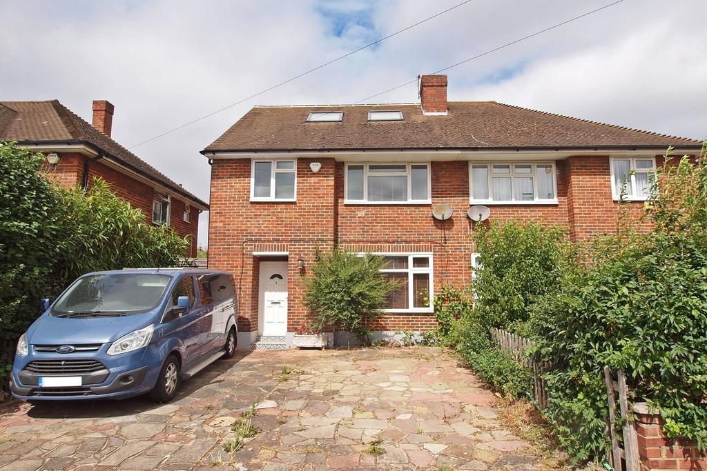 Beck Lane, Beckenham, BR3 4 bed semidetached house £600,000