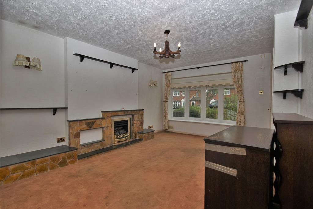 Egdon Close, Widnes, WA8 3 bed semidetached house £180,000