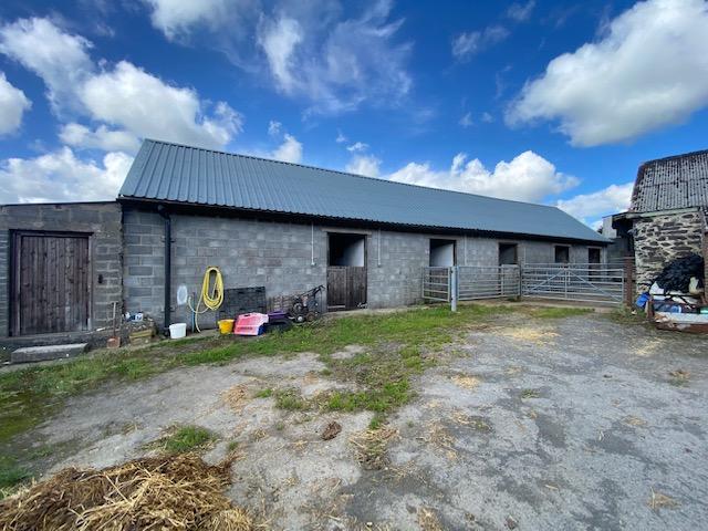 Detached Block Built Stable Block/Cattle Housing