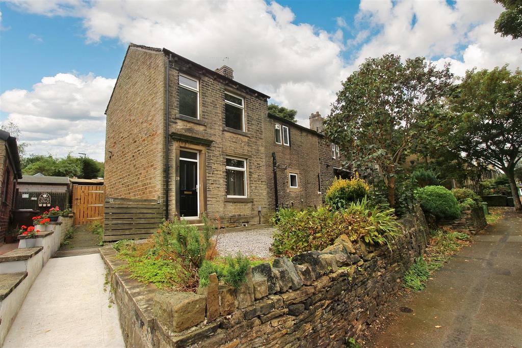 Barcroft Road, Newsome, Huddersfield, HD4 6LB 2 bed end of terrace