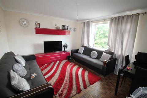 2 bedroom flat for sale - Burnt Ash Hill, Lee, London, SE12 0HT