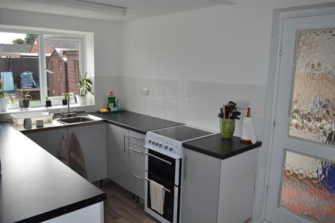 70 Castlefields, Leominster, HR6 8BJ