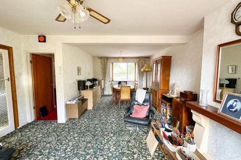 58 Broad Walk, Bristol, BS4 2RB