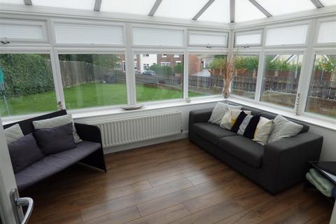 3 bedroom detached bungalow for sale - Station Road, Ferryhill