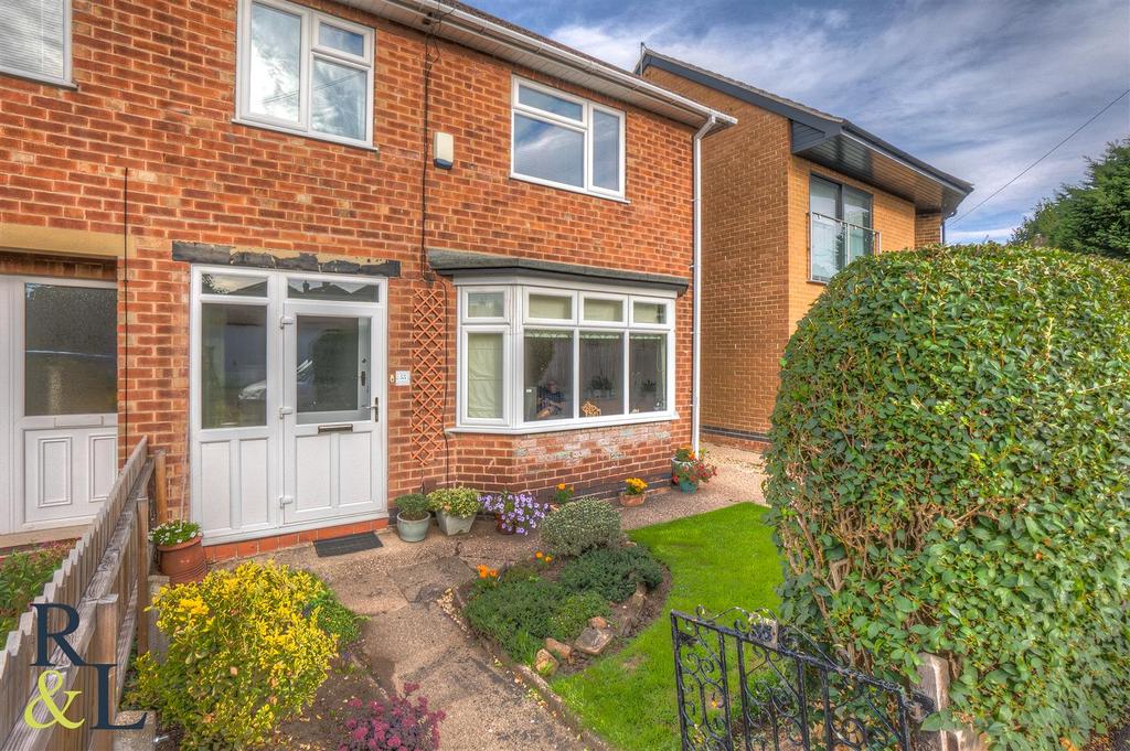 Tudor Road, West Bridgford, Nottingham 3 bed semidetached house for