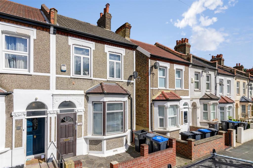 Westgate Road, London 2 bed end of terrace house for sale £450,000
