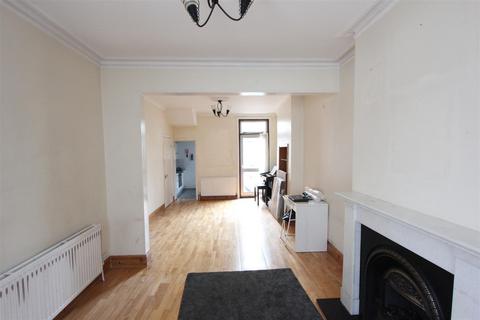 49 Westgate Road, London, SE25 4NA