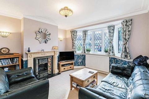 42 Leadale Avenue, London, E4 8AY