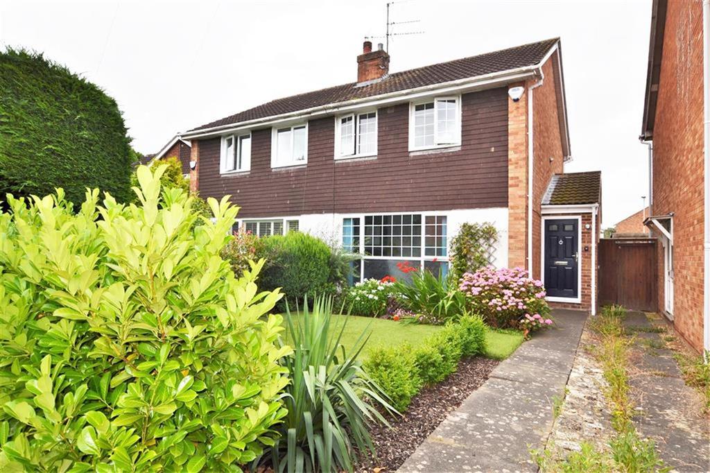 Caernarvon Road, Cheltenham, GL51 3LJ 3 bed semidetached house £340,000