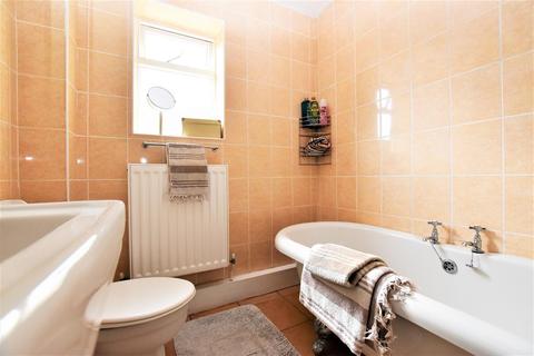 6 Frampton Drive, Willersey, Broadway, WR12 7PY