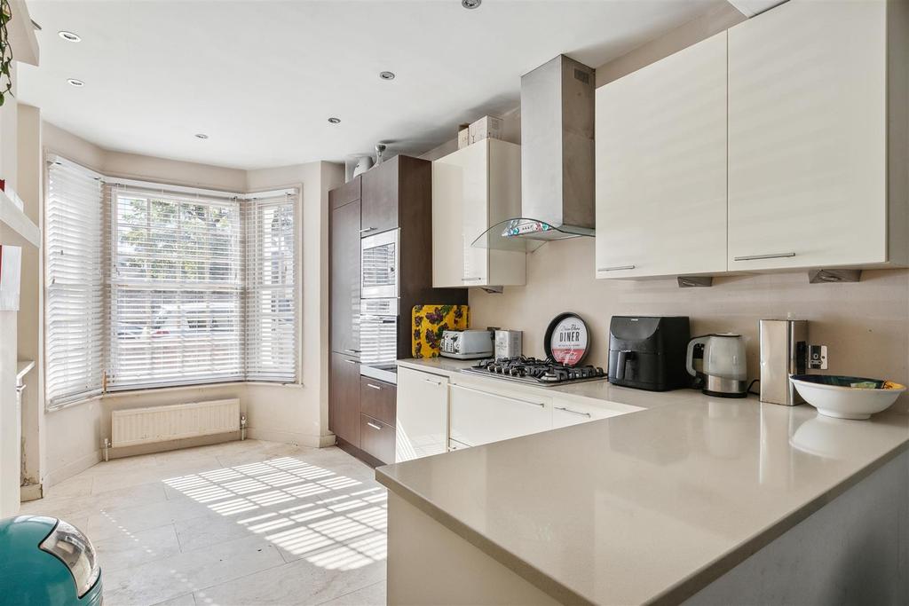 Glebe Street, W4   FOR SALE