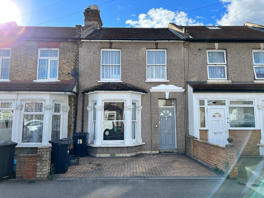 Spencer Road, Ilford 3 bed house £475,000