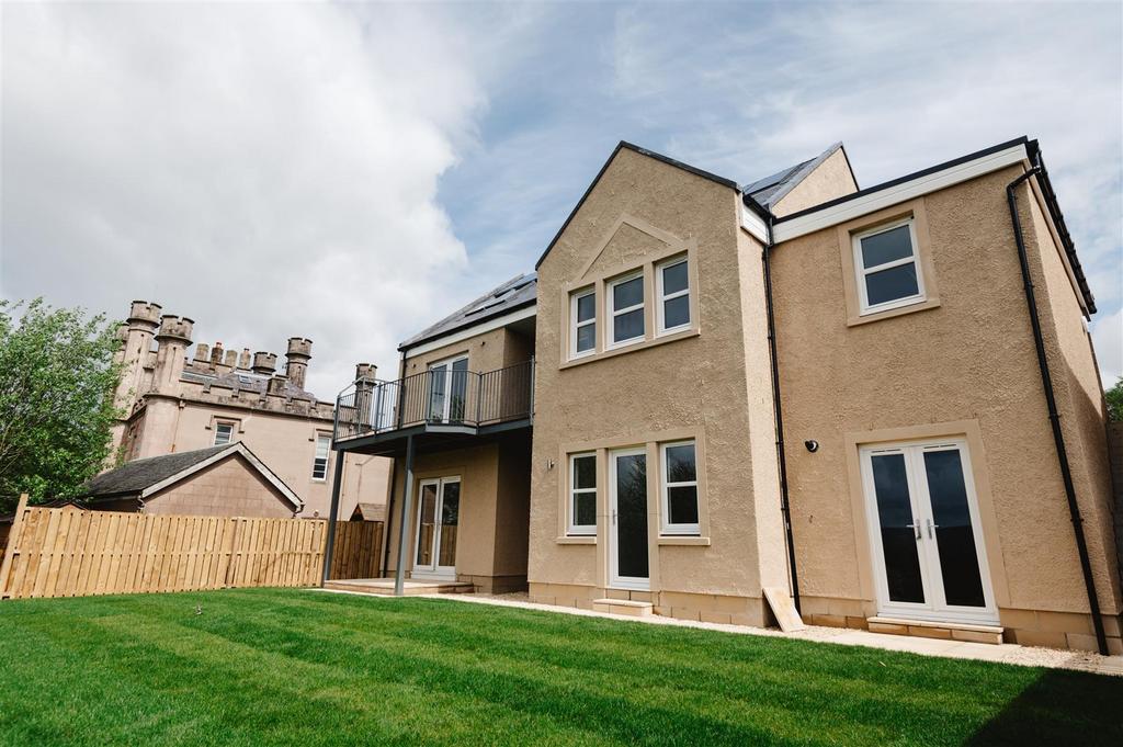 Langhouse Mews, Langhouse Road, Inverkip 4 bed detached house for sale