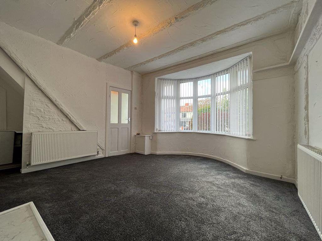 Marton Drive, Blackpool, Lancashire 3 bed semidetached house £725
