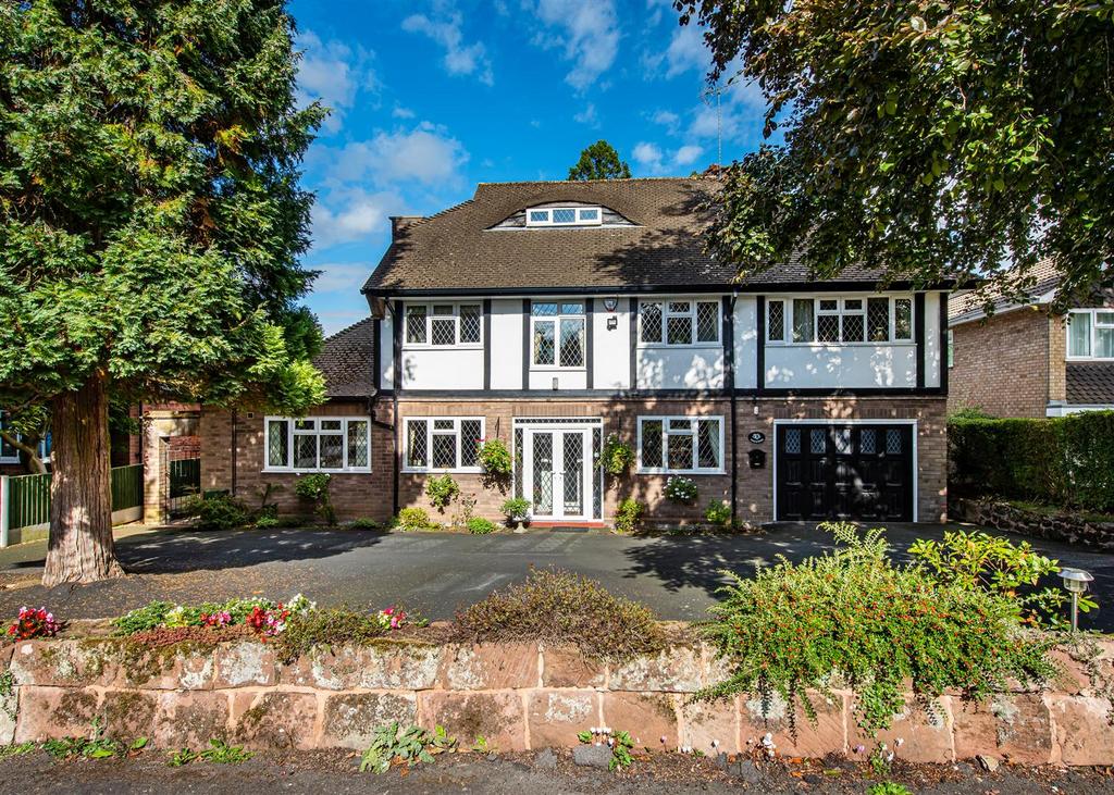 Tanglewood, 3 Lansdowne Avenue, Codsall 4 bed detached house for sale