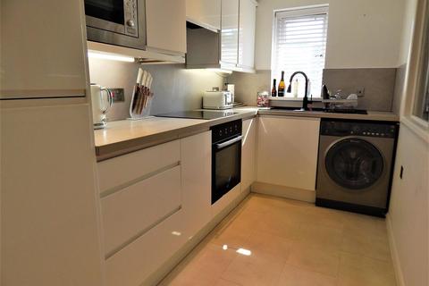 1 bedroom flat for sale - Duchess Of Kent Drive, Chatham