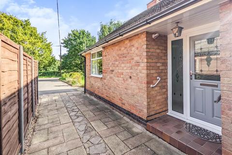 2 bedroom detached bungalow for sale - Haseley Knob, Warwick