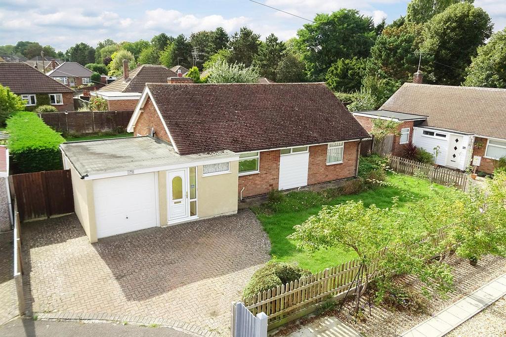 Stuart Road, Market Harborough 3 bed detached bungalow £350,000