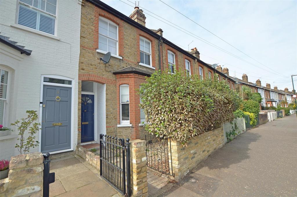 Arlington Road, Teddington 3 bed terraced house £899,950