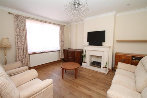 3 bedroom house for sale - Princes Avenue, Palmers Green, London N13