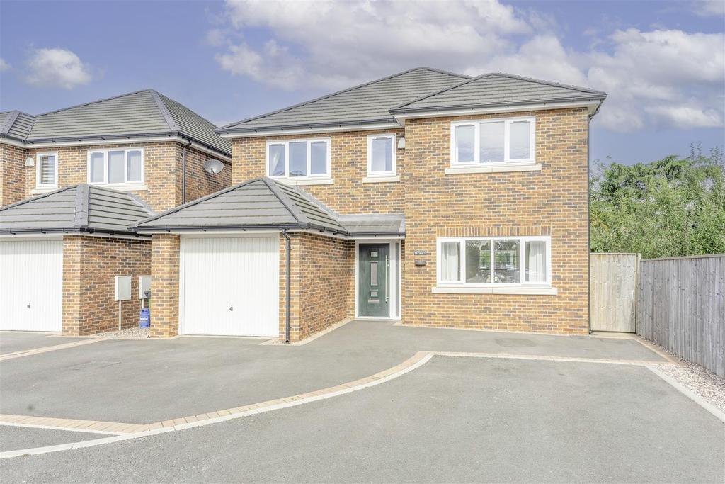 Old Marled Walk, Bromborough, Wirral 4 bed detached house £500,000