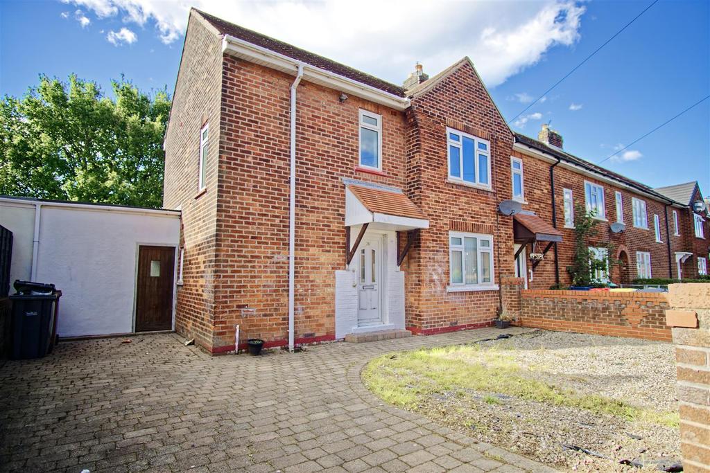 3Bed SemiDetached House to Let on Whitmore Drive, Preston 3 bed semi