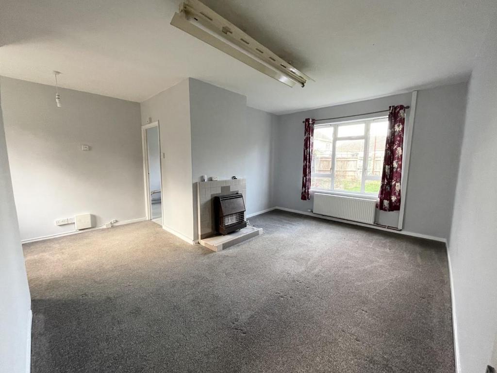 Matson Avenue, Matson, Gloucester 2 bed terraced house £160,000