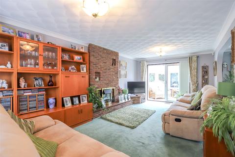 9 Buxton Close, St Albans, AL4 9UH