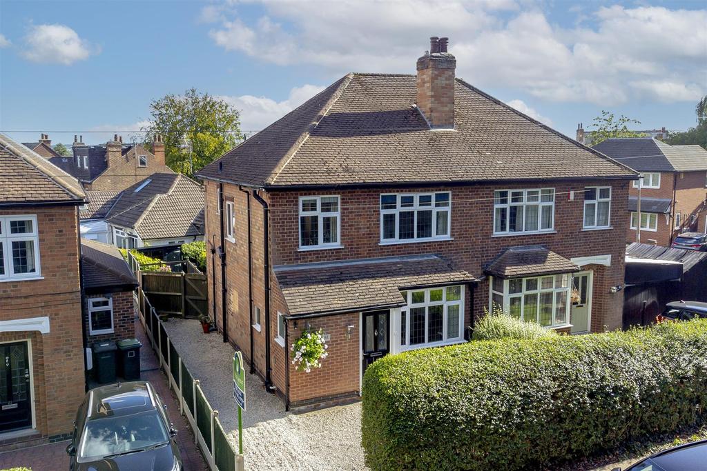 Bramcote Drive, Beeston, Nottingham 3 bed semidetached house for sale
