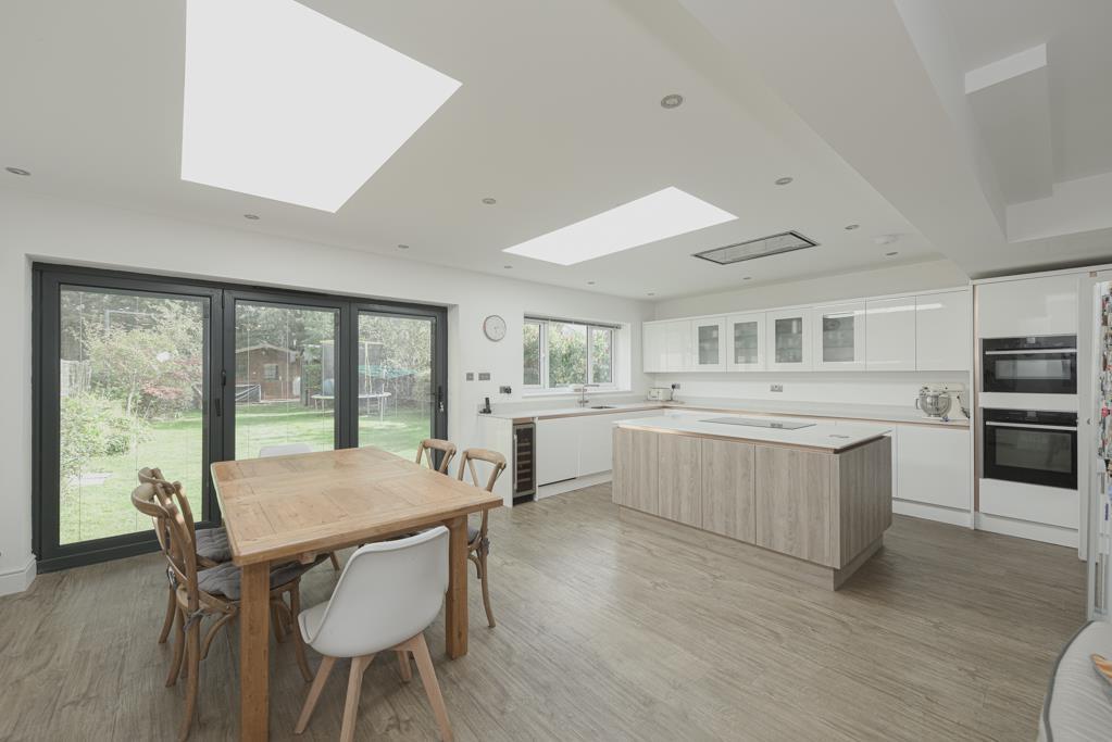 Bradstock Road, Stoneleigh 4 bed semidetached house £829,950